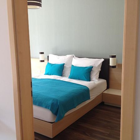 Vízparti wellness apartman Velence Exterior foto